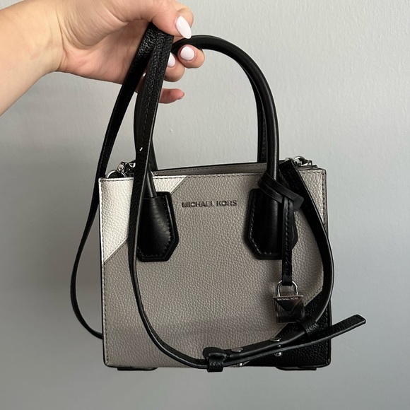Michael Kors Mini Mercer Bag - Picture 7 of 9